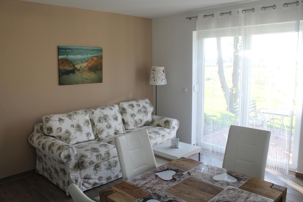 Ferienwohnung Strandhaus Glowe Zimmer foto