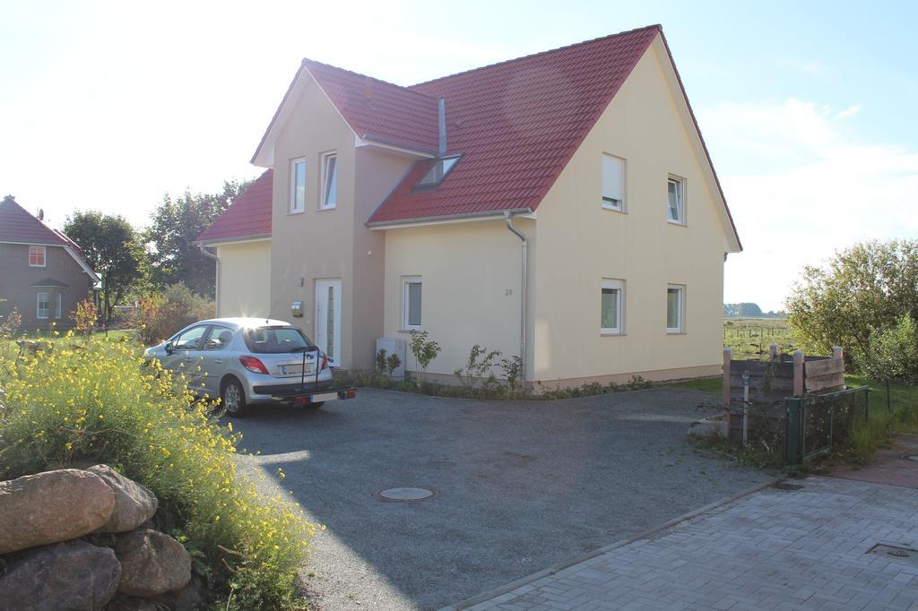 Ferienwohnung Strandhaus Glowe Exterior foto